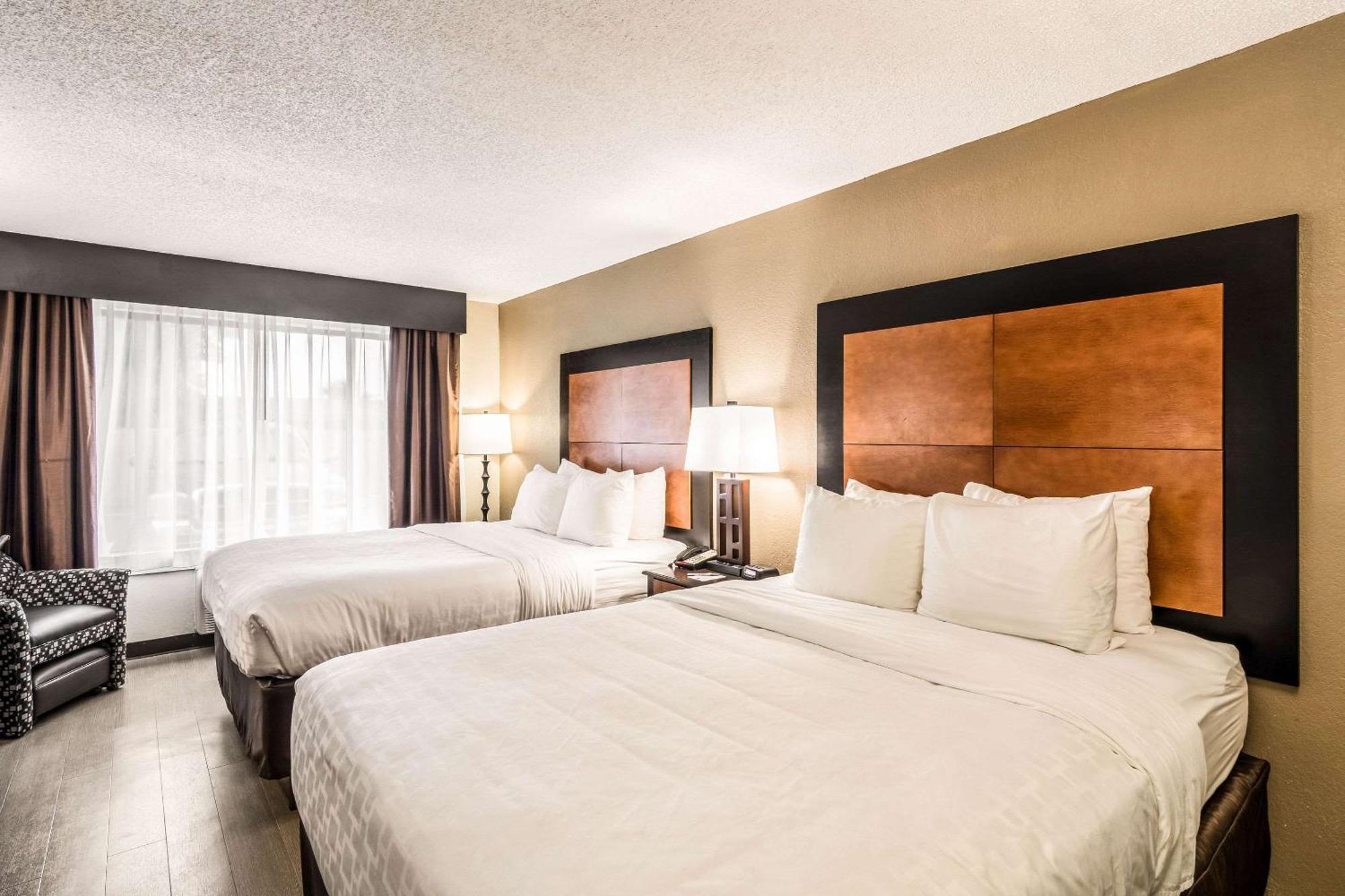 Quality Inn Пенсакола Экстерьер фото